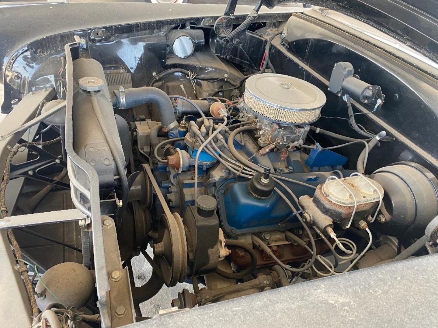 1953 Black /Red Lincoln Capri (53LA7562H) , Automatic transmission, located at 1687 Business 35 S, New Braunfels, TX, 78130, (830) 625-7159, 29.655487, -98.051491 - Check this out! This 1953 Lincoln Capri is ready for it's new home. Over $60,000.00 restoration with a rebuilt 351 M V8 engine. Power windows, power locks, and a South Texas car, so forget about the rust. The chrome bumpers aren't up to car show quality, but great for everyday driving. Under 10,000 - Photo#10