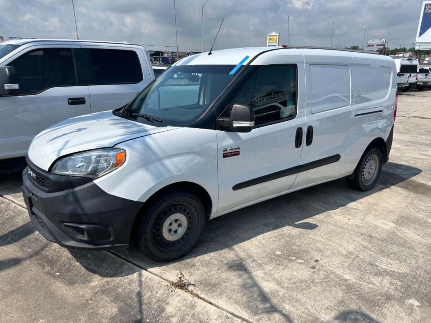 2020 White RAM ProMaster City Wagon (ZFBHRFAB3L6) with an 2.4L L4 engine, 9A transmission, located at 1687 Business 35 S, New Braunfels, TX, 78130, (830) 625-7159, 29.655487, -98.051491 - Photo#0