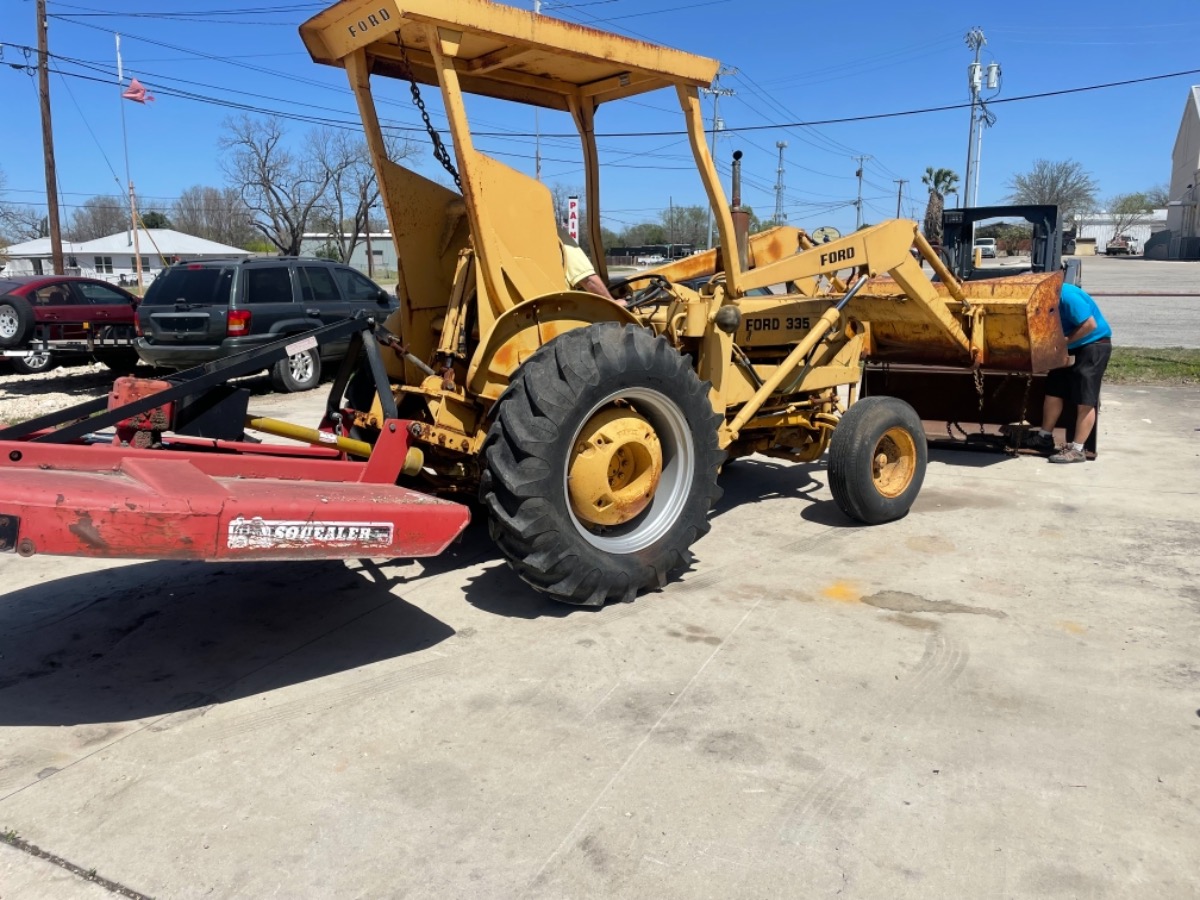 photo of 1978 Ford Tractor 335 Diesel 