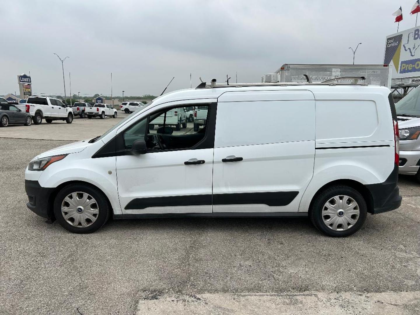 2020 White Ford Transit Connect Cargo Van XL LWB w/Rear 180 Degree Door (NM0LE7E29L1) with an 2.0L L4 DOHC 16V engine, 6A transmission, located at 1687 Business 35 S, New Braunfels, TX, 78130, (830) 625-7159, 29.655487, -98.051491 - Photo#1