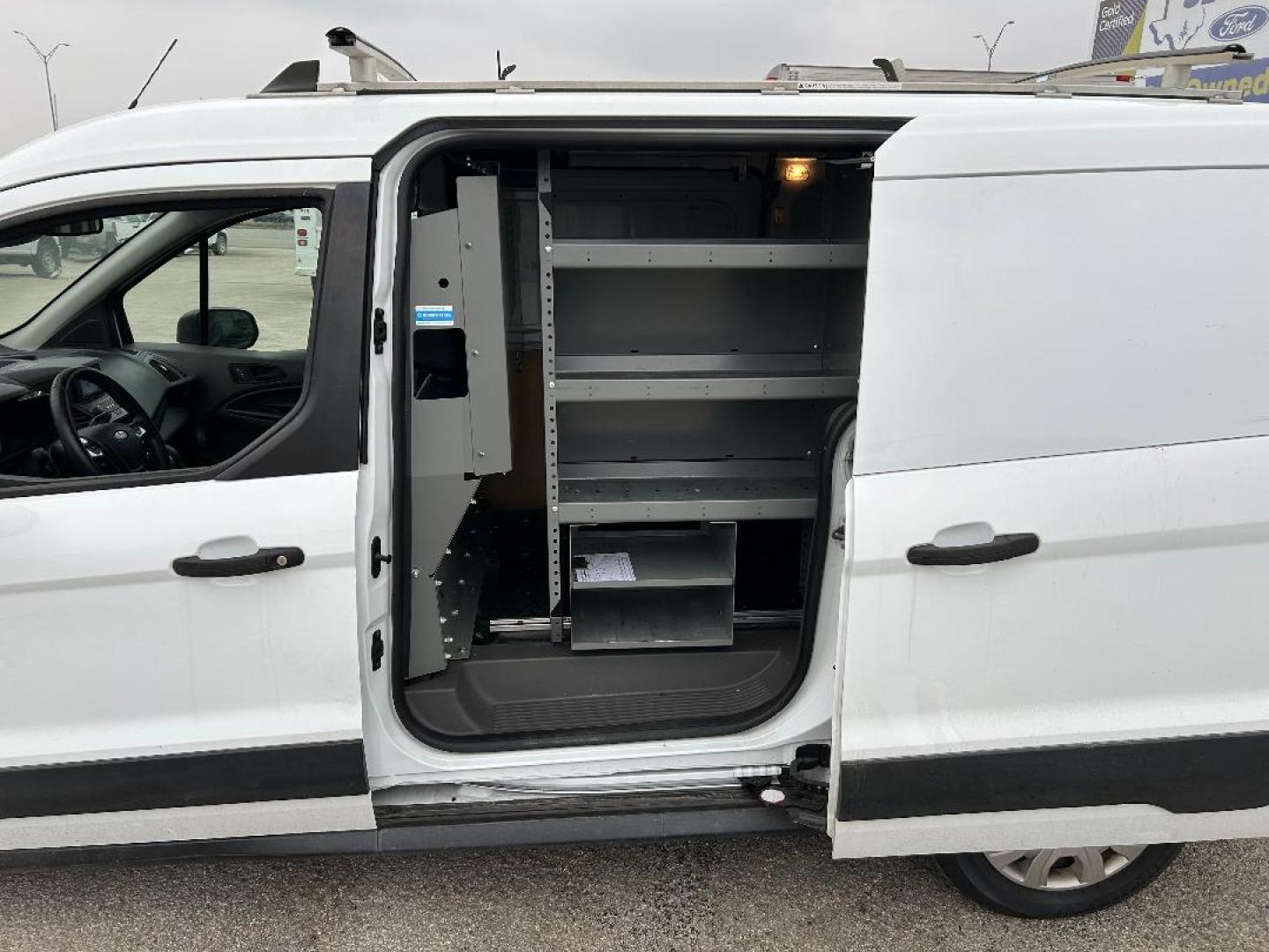 2020 White Ford Transit Connect Cargo Van XL LWB w/Rear 180 Degree Door (NM0LE7E29L1) with an 2.0L L4 DOHC 16V engine, 6A transmission, located at 1687 Business 35 S, New Braunfels, TX, 78130, (830) 625-7159, 29.655487, -98.051491 - Photo#10