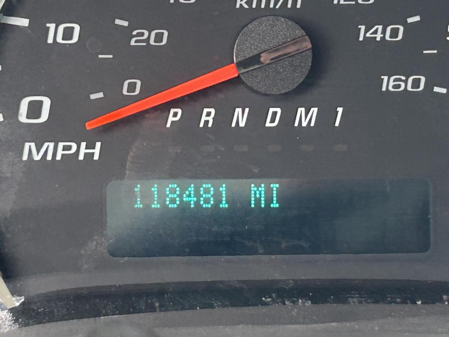 2018 White Chevrolet Express 2500 Cargo (1GCWGAFG2J1) with an 6.0L V8 OHV 16V FFV engine, 6A transmission, located at 1687 Business 35 S, New Braunfels, TX, 78130, (830) 625-7159, 29.655487, -98.051491 - Photo#12