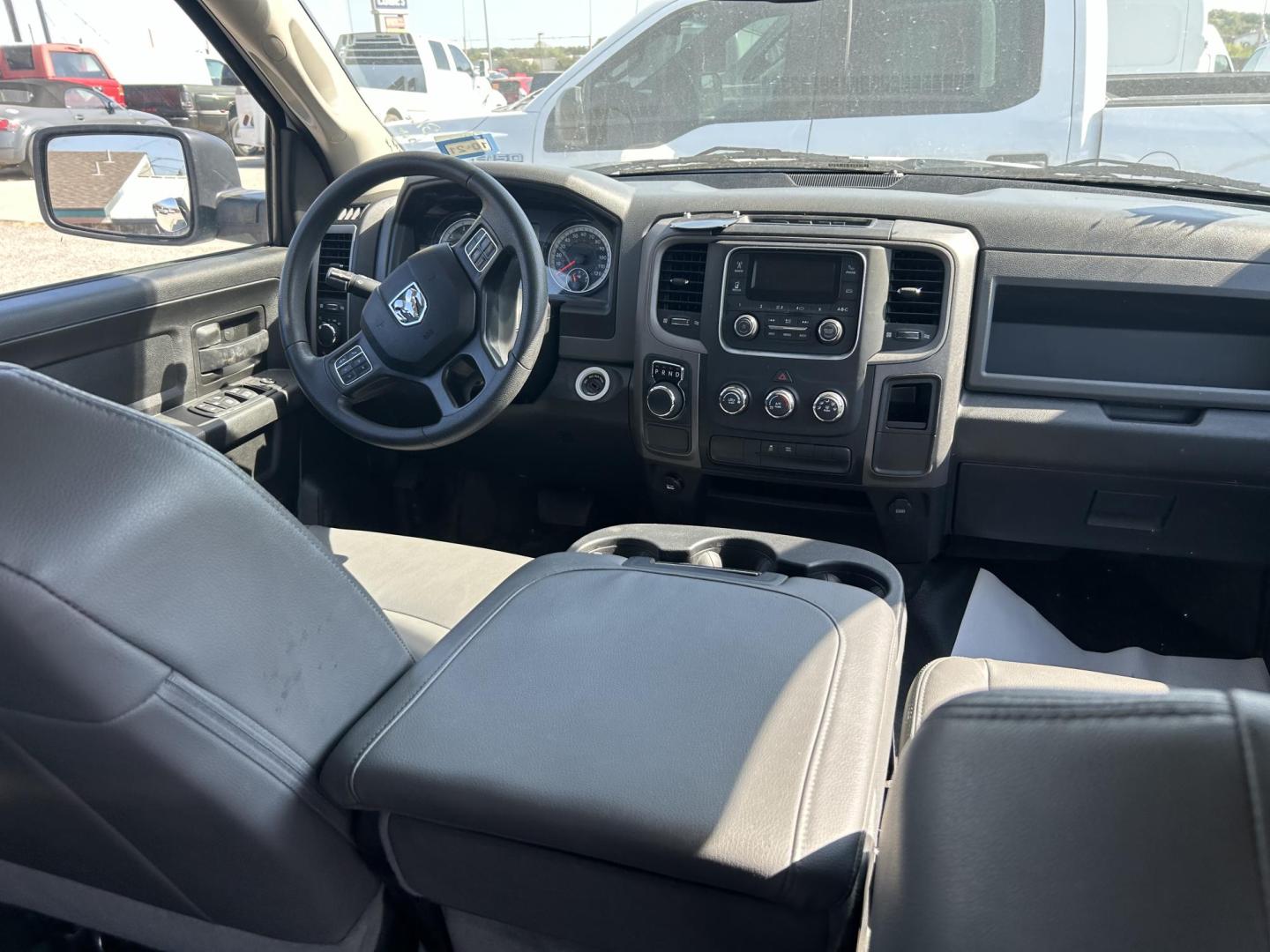 2020 White RAM 1500 Classic Tradesman Crew Cab SWB 2WD (3C6RR6KT1LG) with an 5.7L V8 OHV 16V engine, 8A transmission, located at 1687 Business 35 S, New Braunfels, TX, 78130, (830) 625-7159, 29.655487, -98.051491 - Photo#9