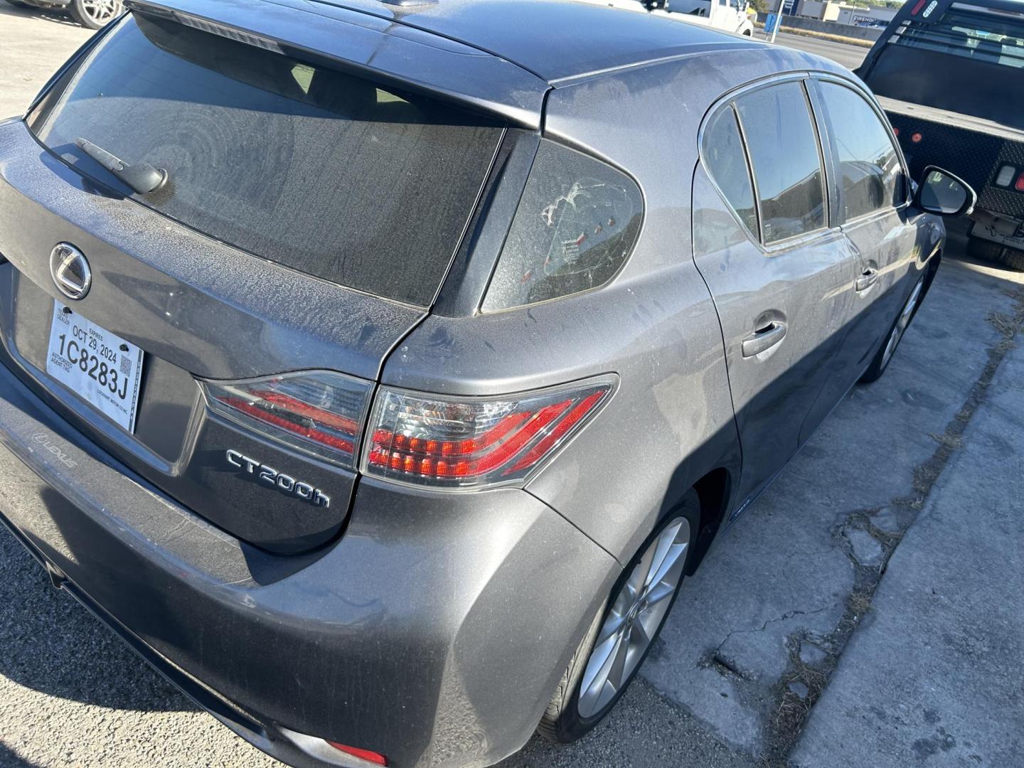 2013 Grey Lexus CT 200h Base (JTHKD5BH3D2) with an 1.8L L4 HYBRID engine, Continuously Variable Transmission transmission, located at 1687 Business 35 S, New Braunfels, TX, 78130, (830) 625-7159, 29.655487, -98.051491 - Photo#2