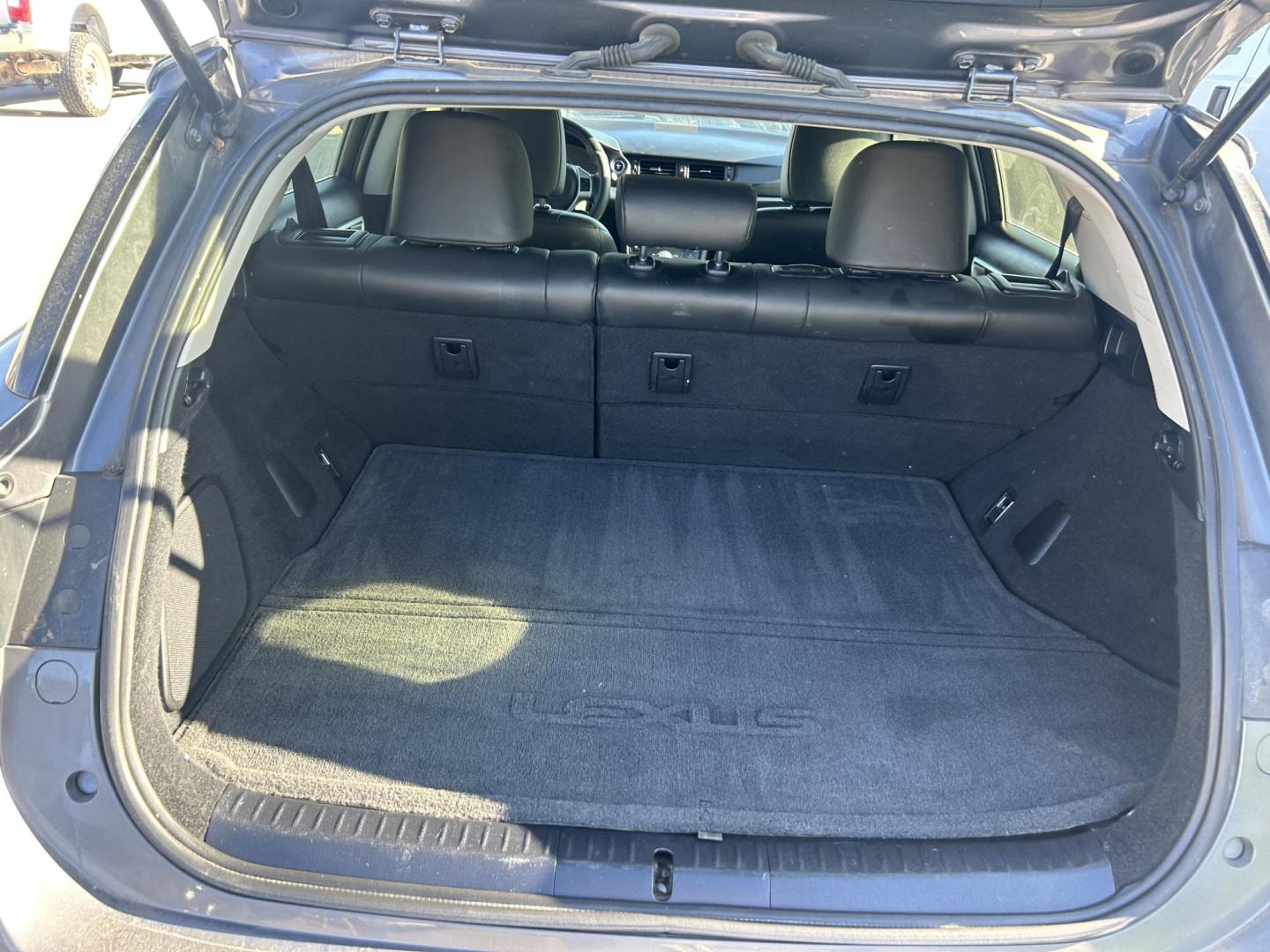 2013 Grey Lexus CT 200h Base (JTHKD5BH3D2) with an 1.8L L4 HYBRID engine, Continuously Variable Transmission transmission, located at 1687 Business 35 S, New Braunfels, TX, 78130, (830) 625-7159, 29.655487, -98.051491 - Photo#11