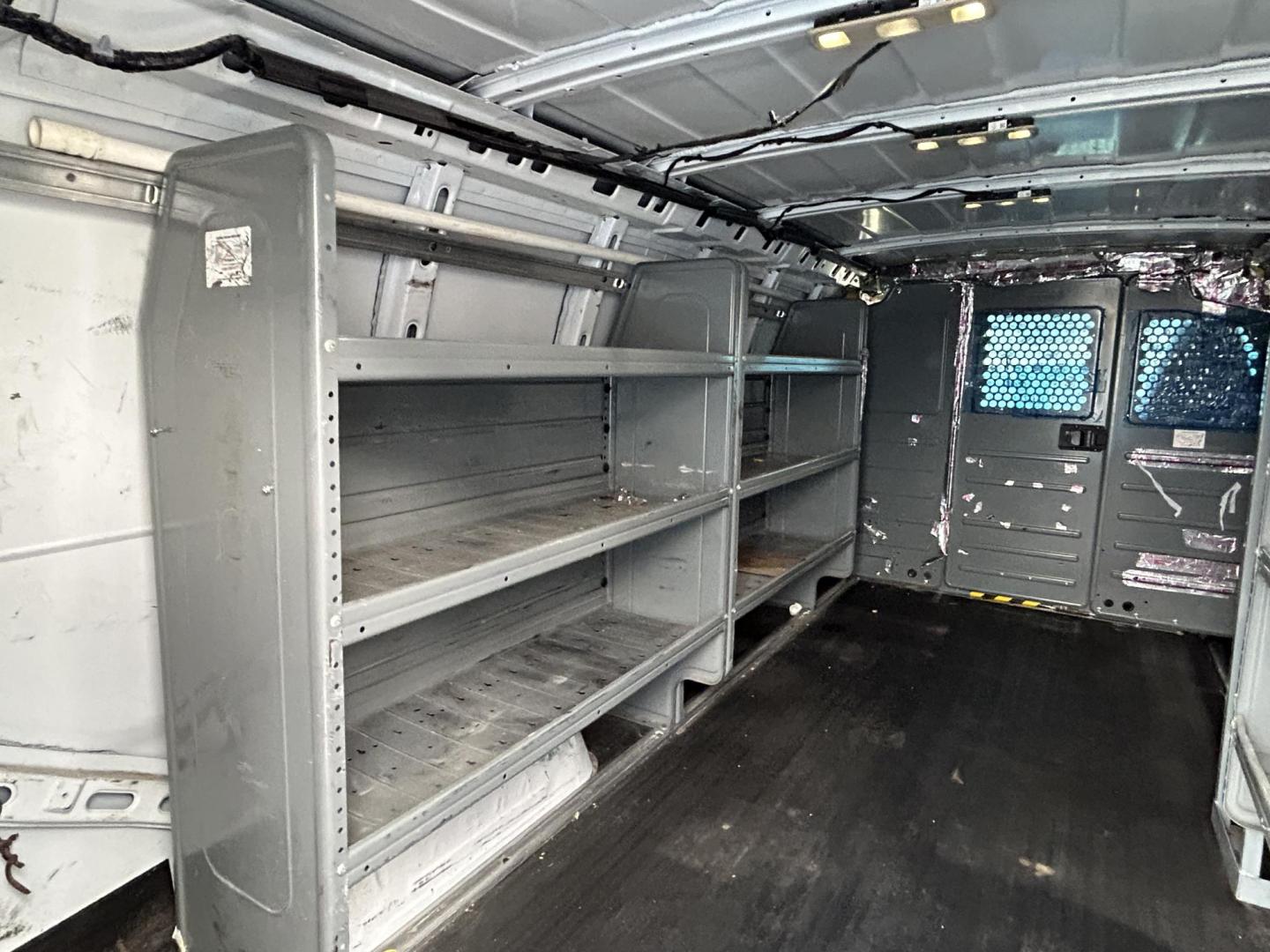 2018 White Chevrolet Express 2500 Cargo Extended (1GCWGBFPXJ1) with an 4.3L V6 engine, 6A transmission, located at 1687 Business 35 S, New Braunfels, TX, 78130, (830) 625-7159, 29.655487, -98.051491 - Photo#12