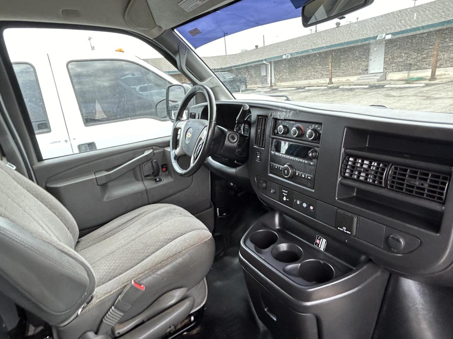 2018 White Chevrolet Express 2500 Cargo Extended (1GCWGBFPXJ1) with an 4.3L V6 engine, 6A transmission, located at 1687 Business 35 S, New Braunfels, TX, 78130, (830) 625-7159, 29.655487, -98.051491 - Photo#7