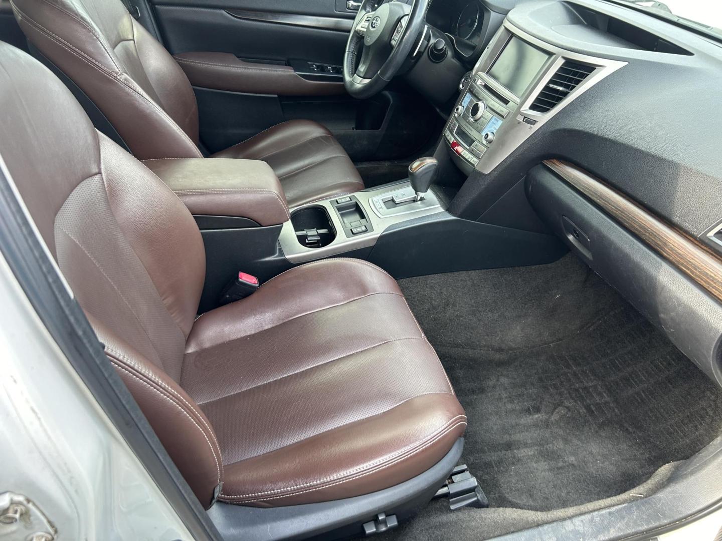 2014 Subaru Outback 3.6R Limited (4S4BRDPC6E2) with an 3.6L H6 DOHC 24V engine, 5-Speed Automatic transmission, located at 1687 Business 35 S, New Braunfels, TX, 78130, (830) 625-7159, 29.655487, -98.051491 - Photo#1